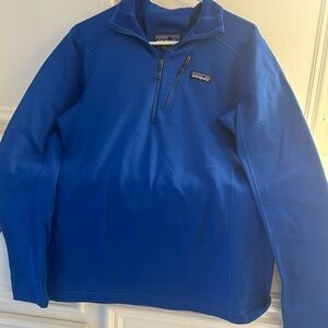 Blue Patagonia Men’s sweater